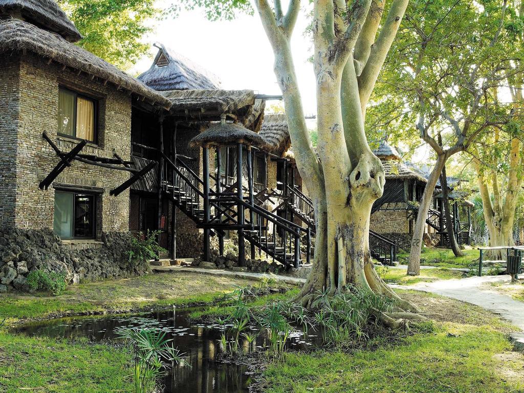 Sarova Shaba Game Lodge Archers Post Екстериор снимка